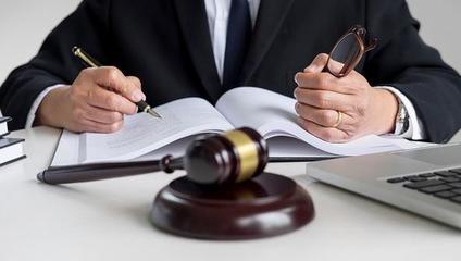 司法部:將完善律師行業(yè)稅收政策