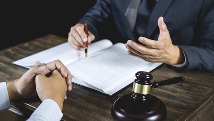 律師會(huì)見嫌疑人,看守所“黃牛”一次收費(fèi)500元?人大代表建議改善看守所會(huì)見難